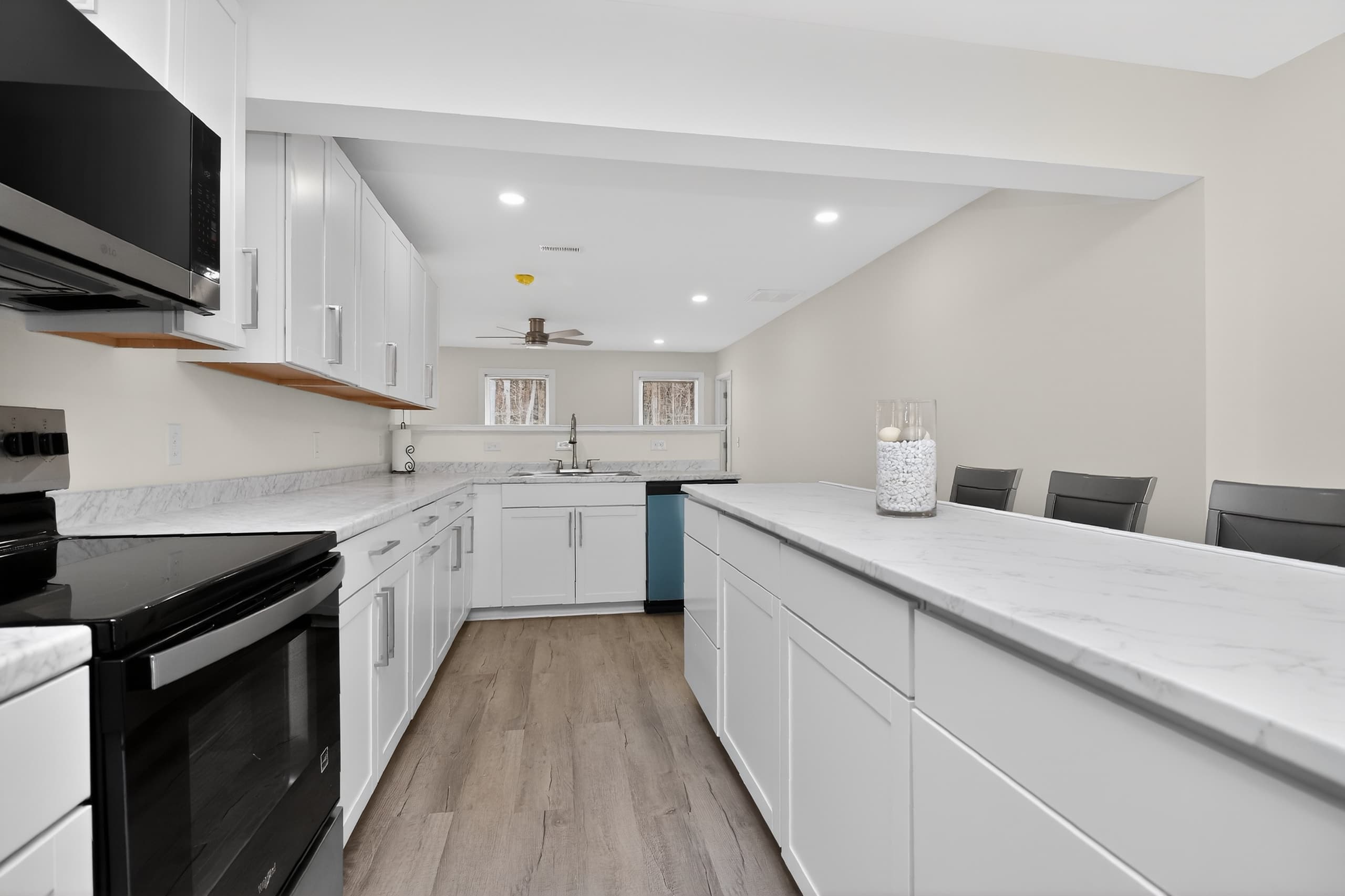 Close to Hospitals/Private Baths Charlotte/Mint Hill NC photo 3