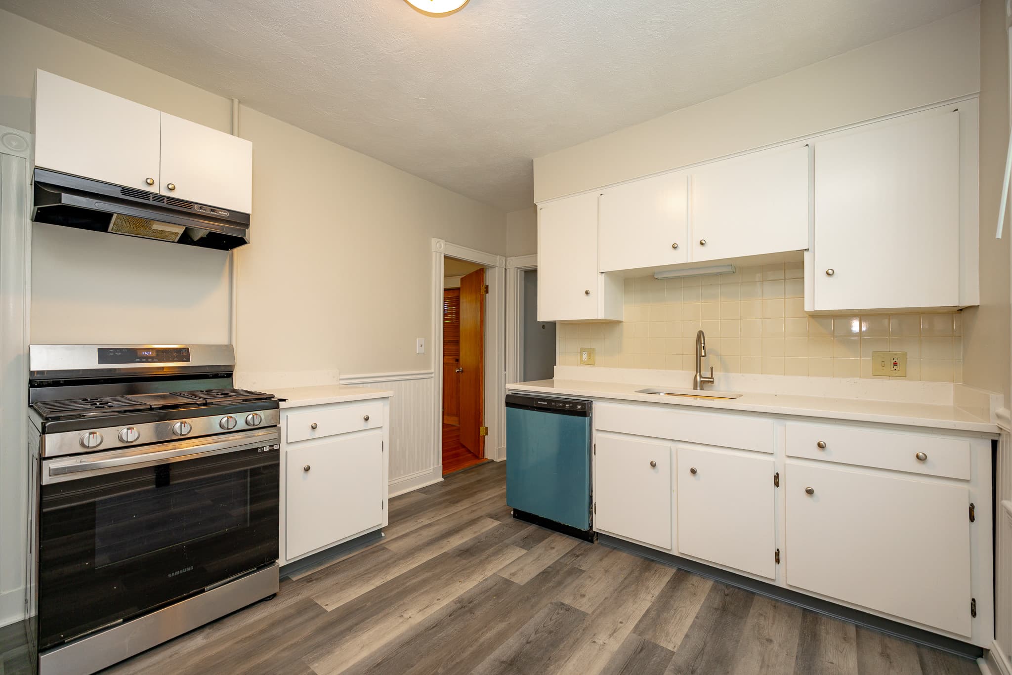 Roslindale queen bed pet friendly — coliving in Boston